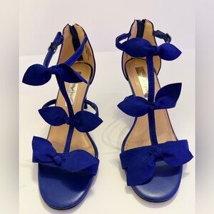 Amelia Grace Blue Suede Bow Sandals Size 8 1/2 M